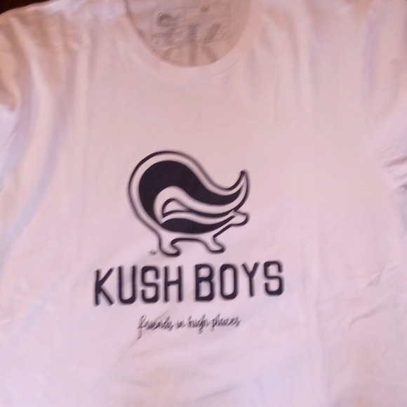 T-shirt - Picture 1 of 4